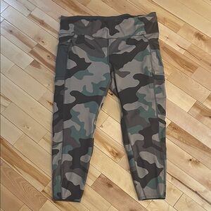 Columbia Omni Shade Camouflage Leggings